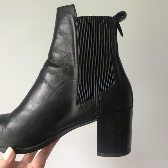 ZARA Block Heel Pointed Toe Leather Ankle Boots - Picture 4 of 16